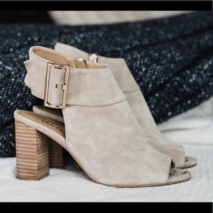 Vaneli Sandals with heels